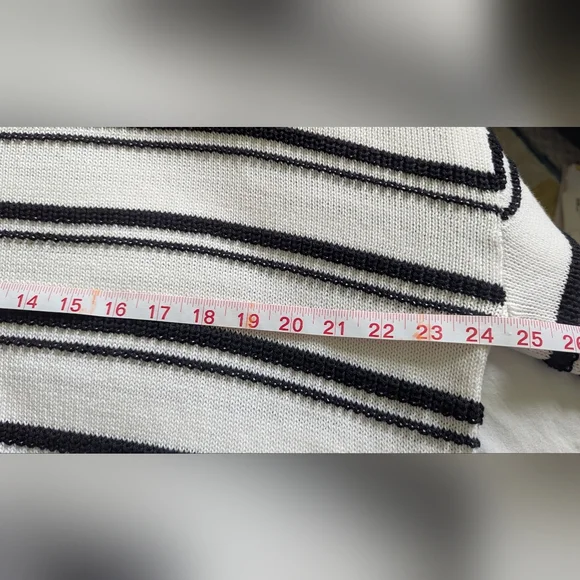Joie Large Black & White Crew Neck Sweater Stripes Brand New With Tags - Picture 11 of 12